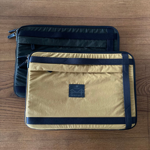 POSTALCO Slim Laptop Case